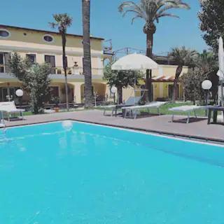 Villa Lucia Castellammare di Stabia Bagian luar foto