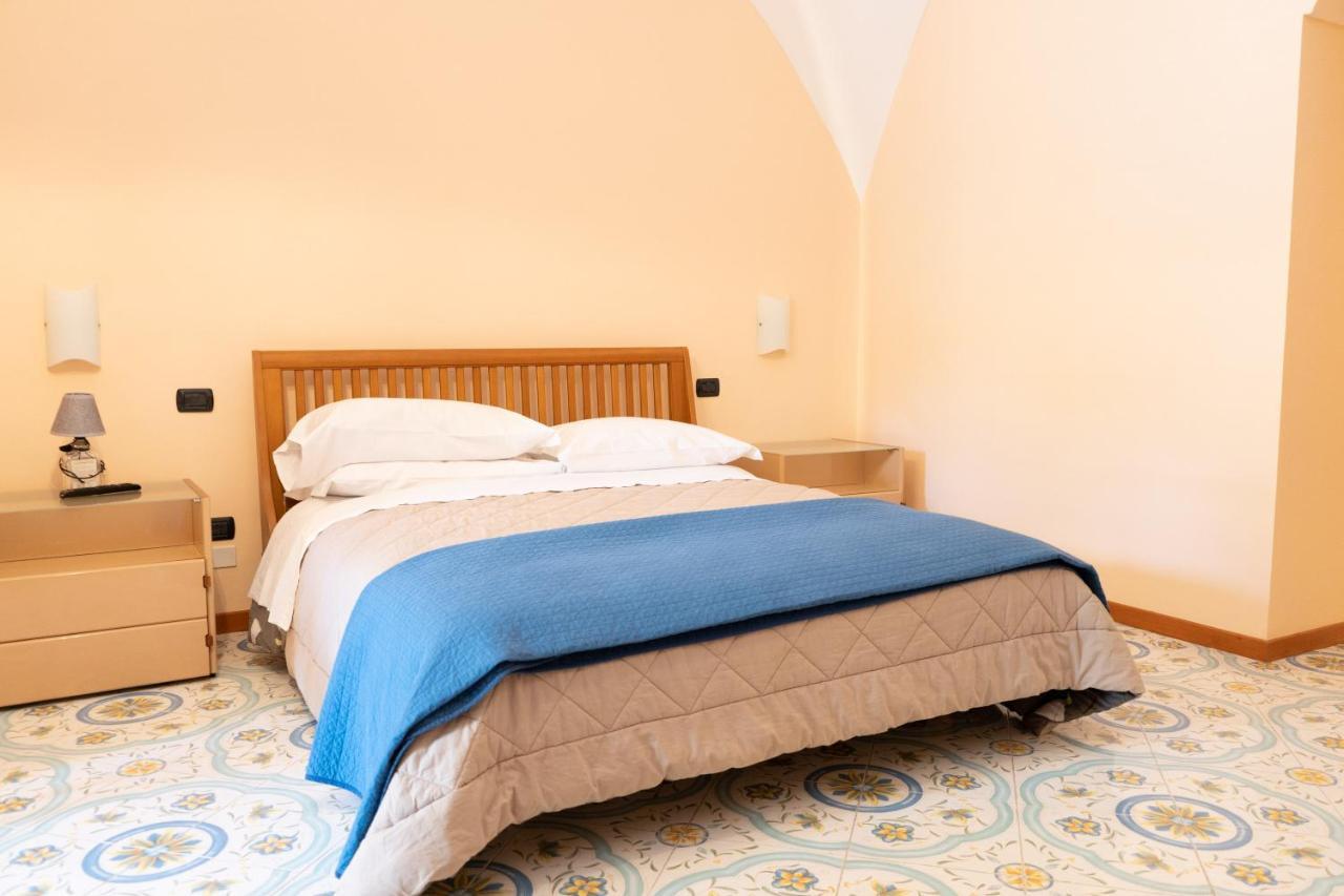 Villa Lucia Castellammare di Stabia Bagian luar foto